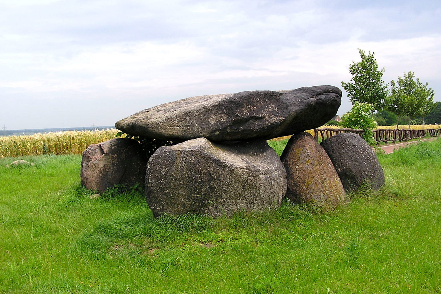 Drosa Teufelskeller Dolmen Drosa, Saxony-Anhalt, Germany – Neolithic Studies