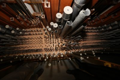 close up of organ pipes