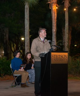 Noel Painter at the podium