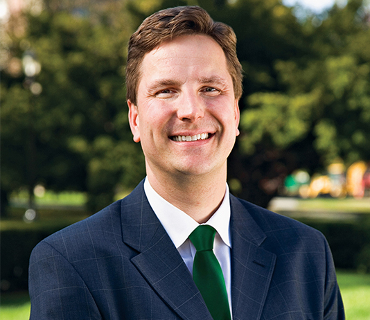 Stetson President Christopher Roellke hosts his Rolks Report Live webinars