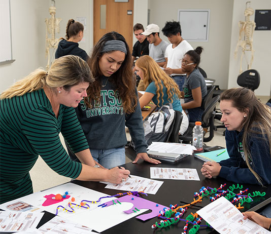 photo inside a Stetson anatomy class