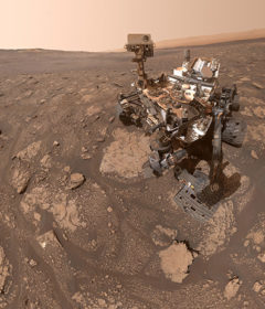 Image of a spacecraft on Mars