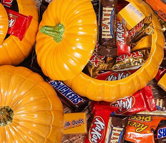 Poll: Florida Voters Worried About Illegal Drugs in Halloween Candy ...