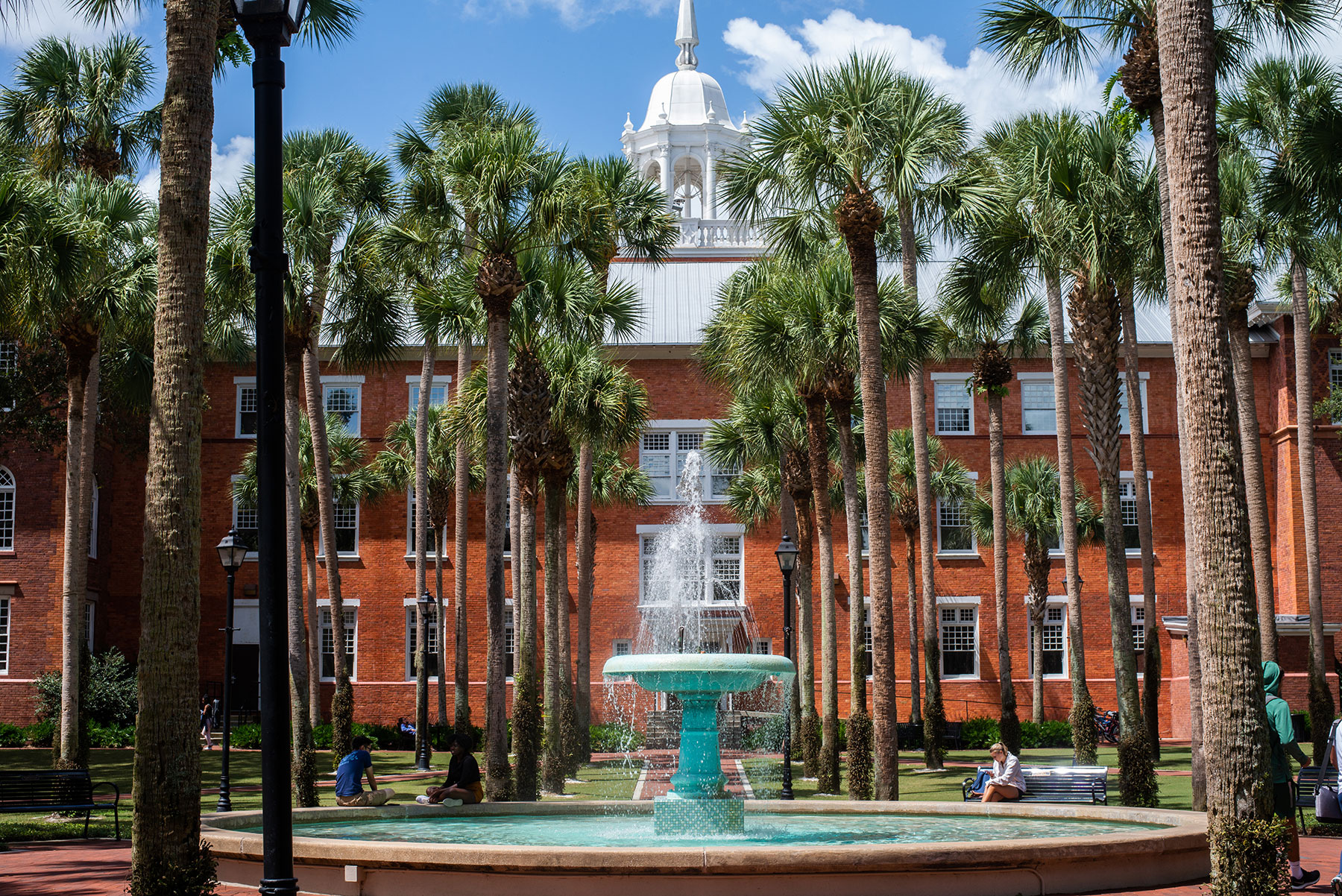 Stetson University Stetson is in DeLand, Florida. They are a division