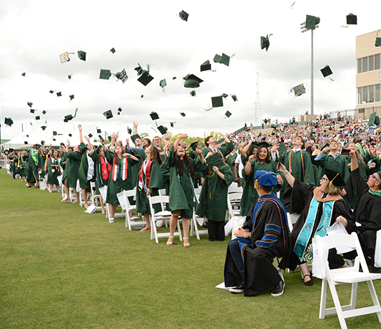 Stetson to Honor More Than 1,000 Graduates at 2024 Commencement Ceremonies