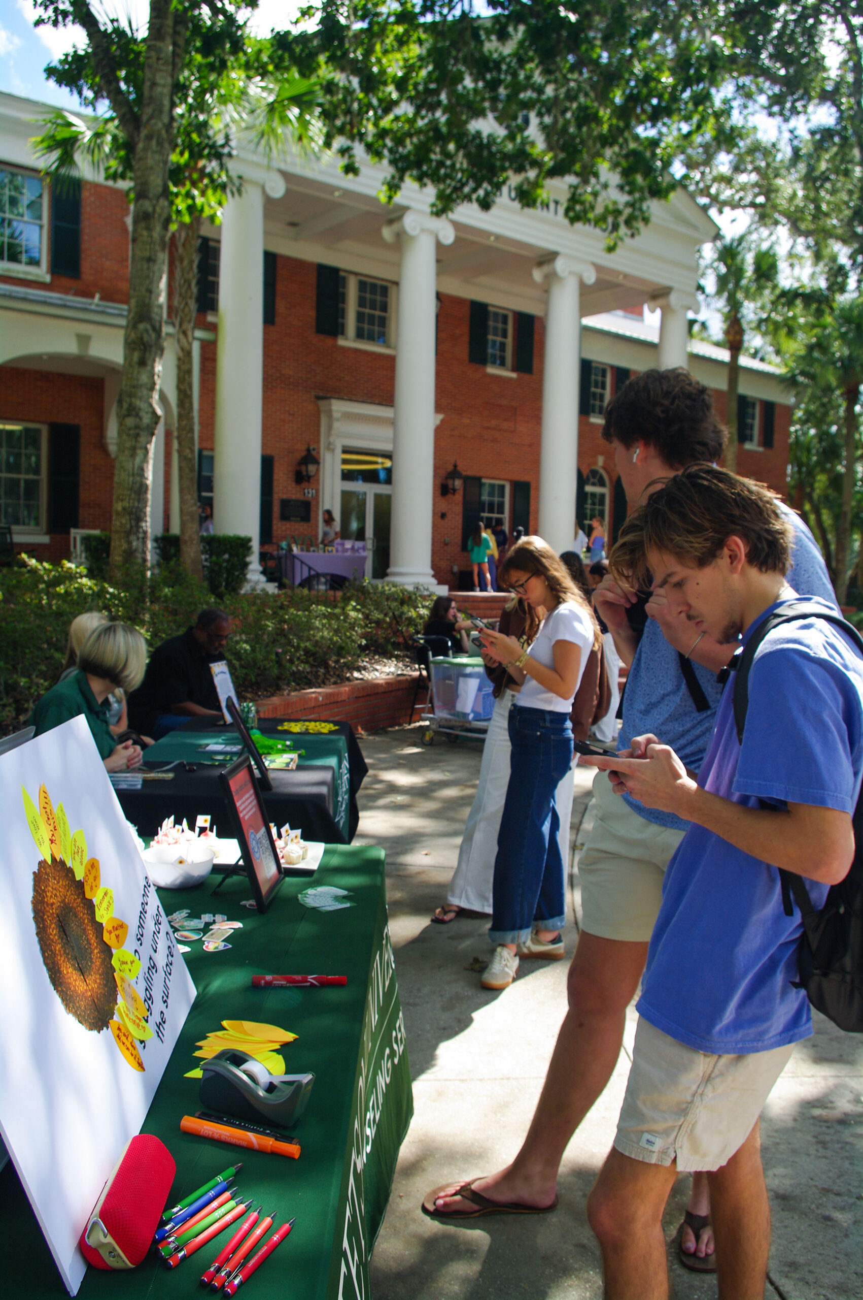 Students participating in the Invisible Disabilities Awareness Week tabling